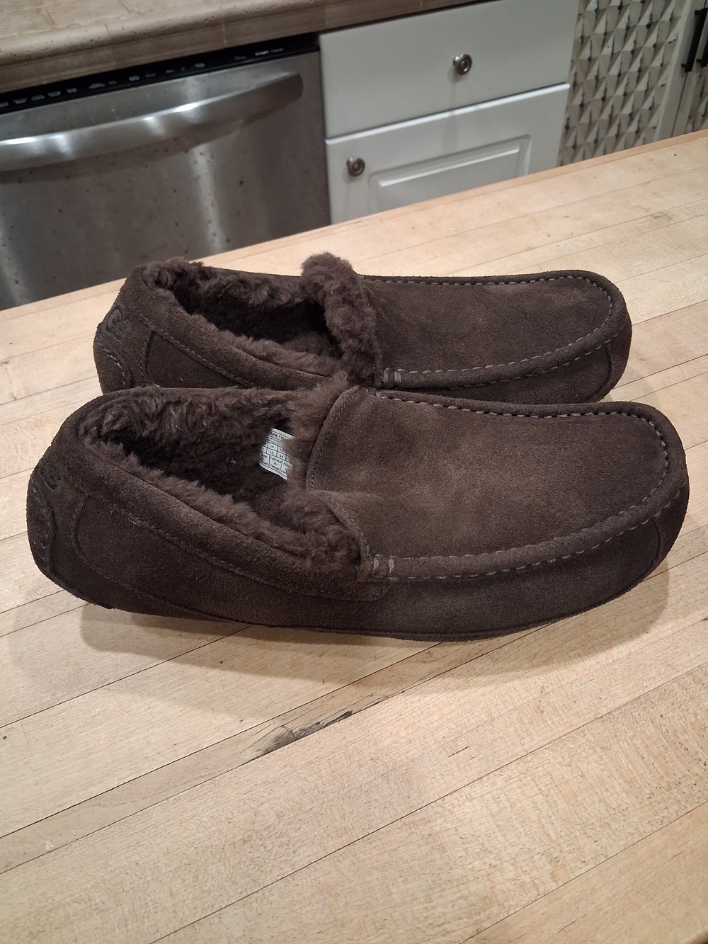 UGG Ascot Men's Suede Slipper, Espresso, 11M